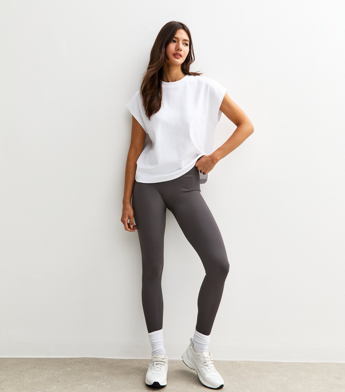 New Look Women's Grey Seamless Ribbed Jersey Leggings New Look - 3