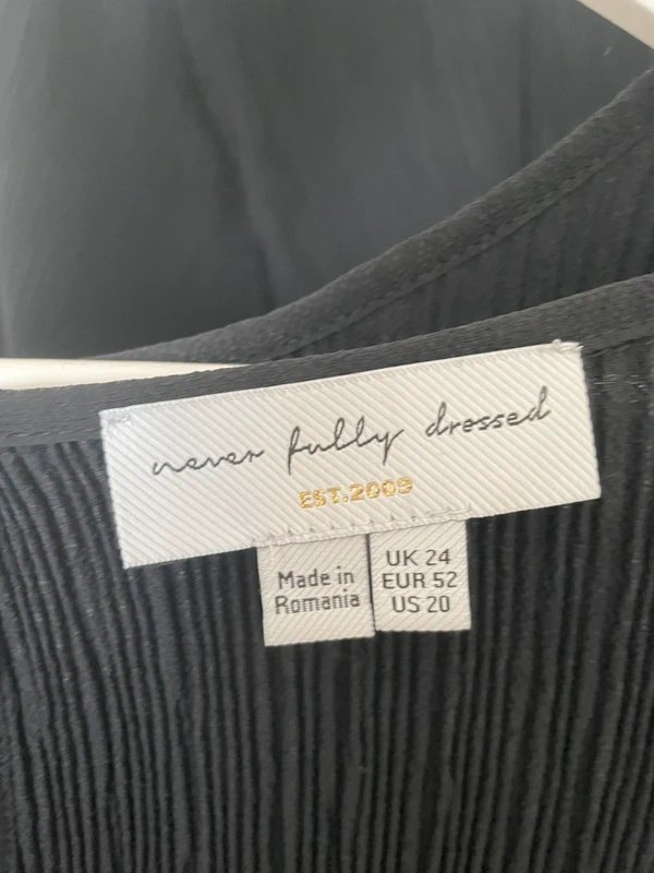 Never Fully Dressed Never Fully Dressed - Co Ord - 1