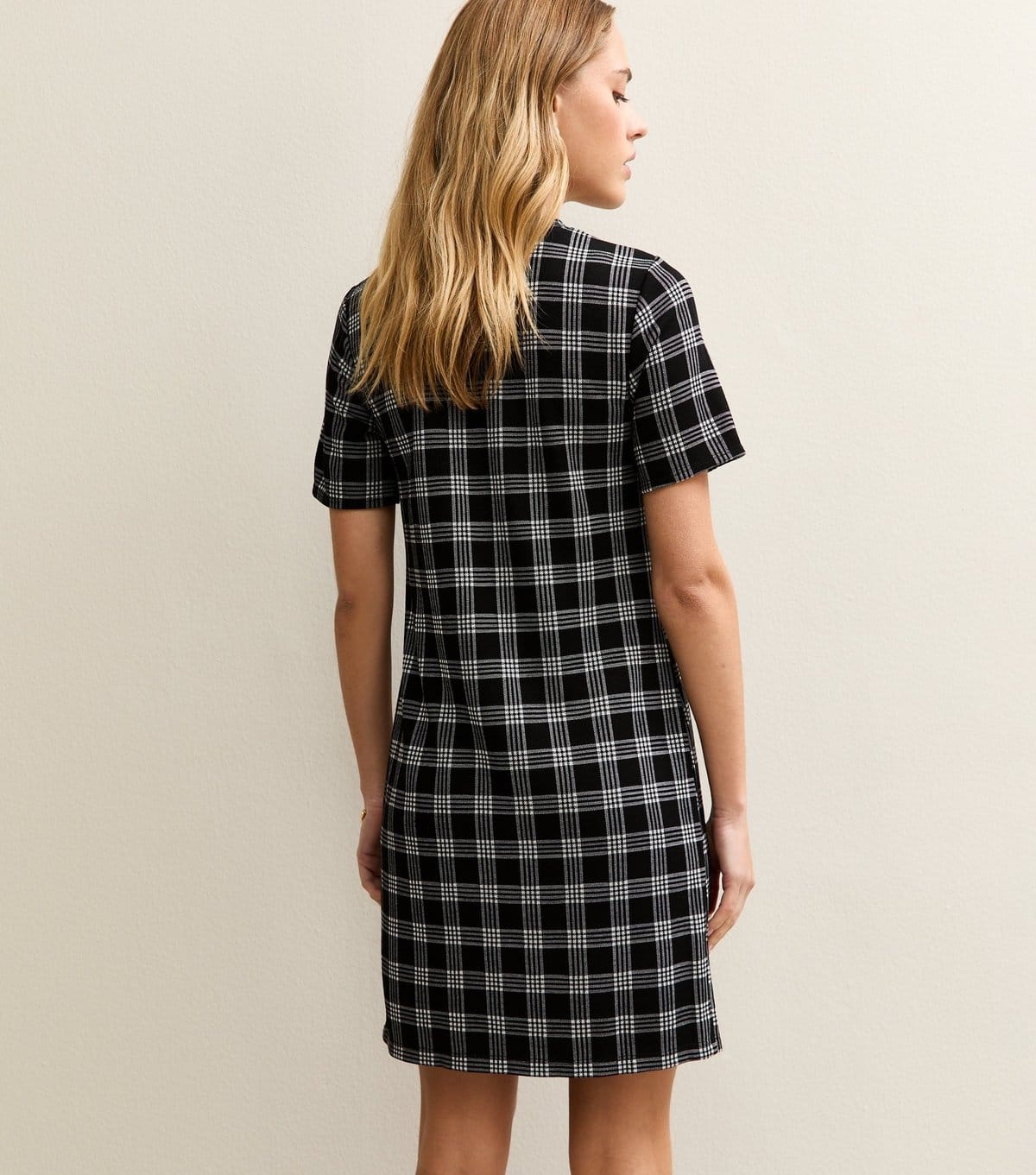 New Look Women's Black Check T-Shirt Mini Dress New Look - 4