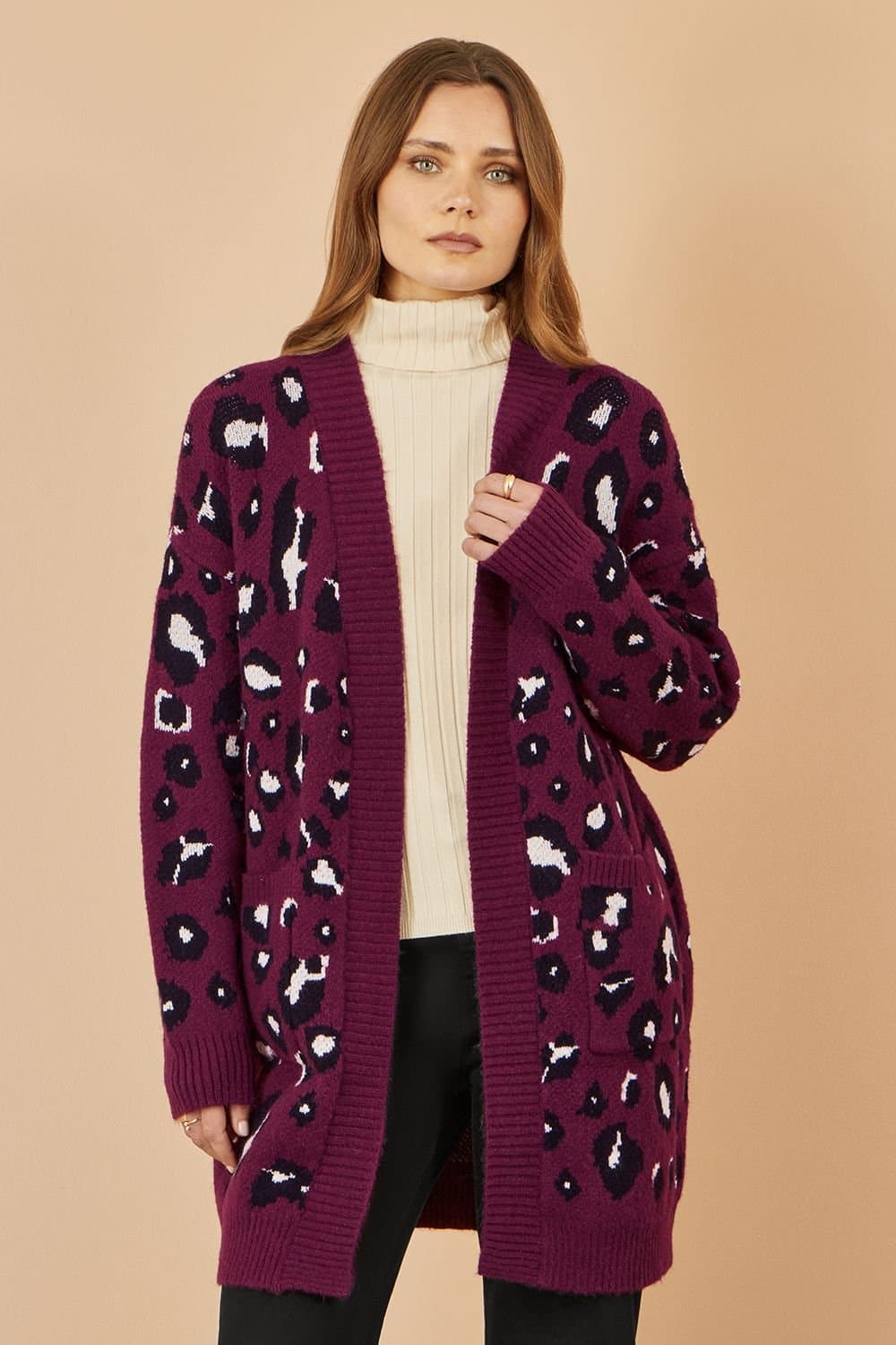 Yumi Yumi Women's Burgundy Animal Intarsia Long Cardigan