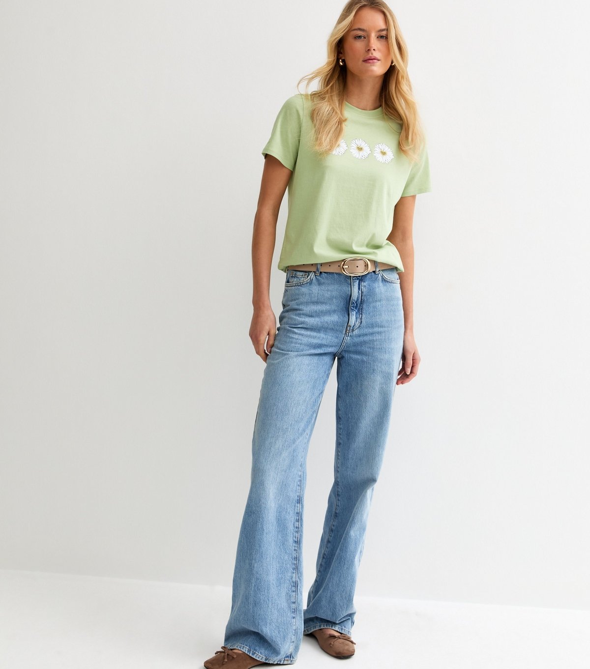 New Look Women's Tall Green Daisy Print T-Shirt New Look - 3
