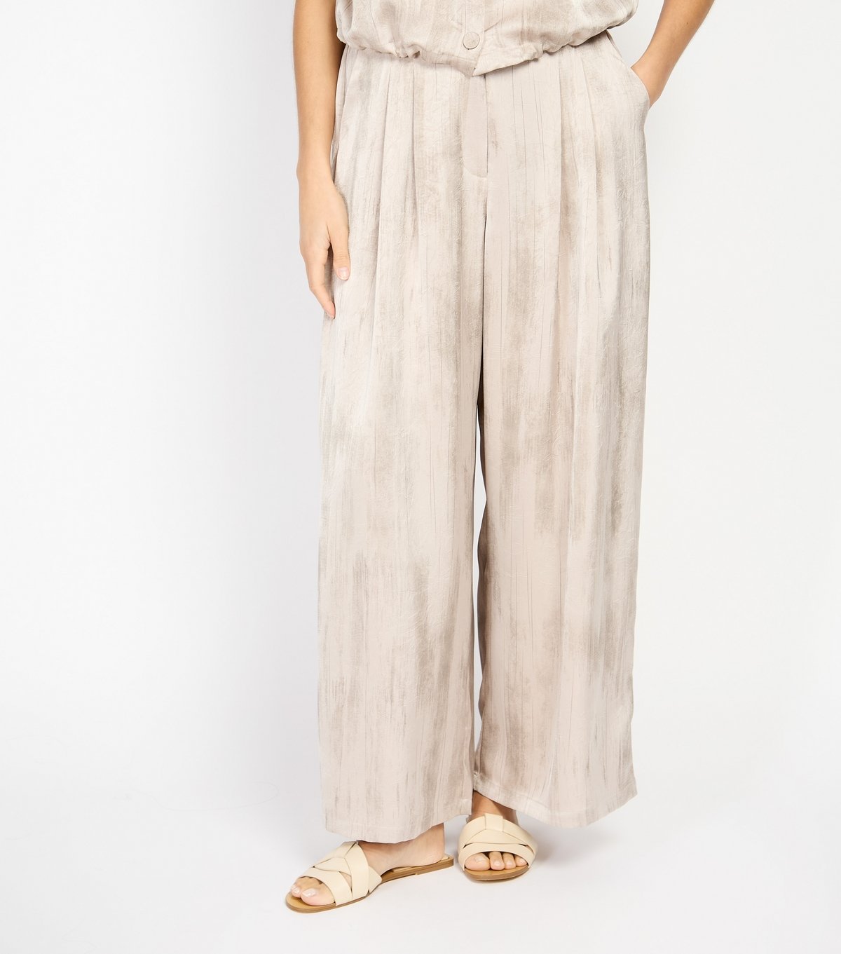 Little Mistress Women's Light Brown Pleated Satin Trousers Little Mistress New Look - 3