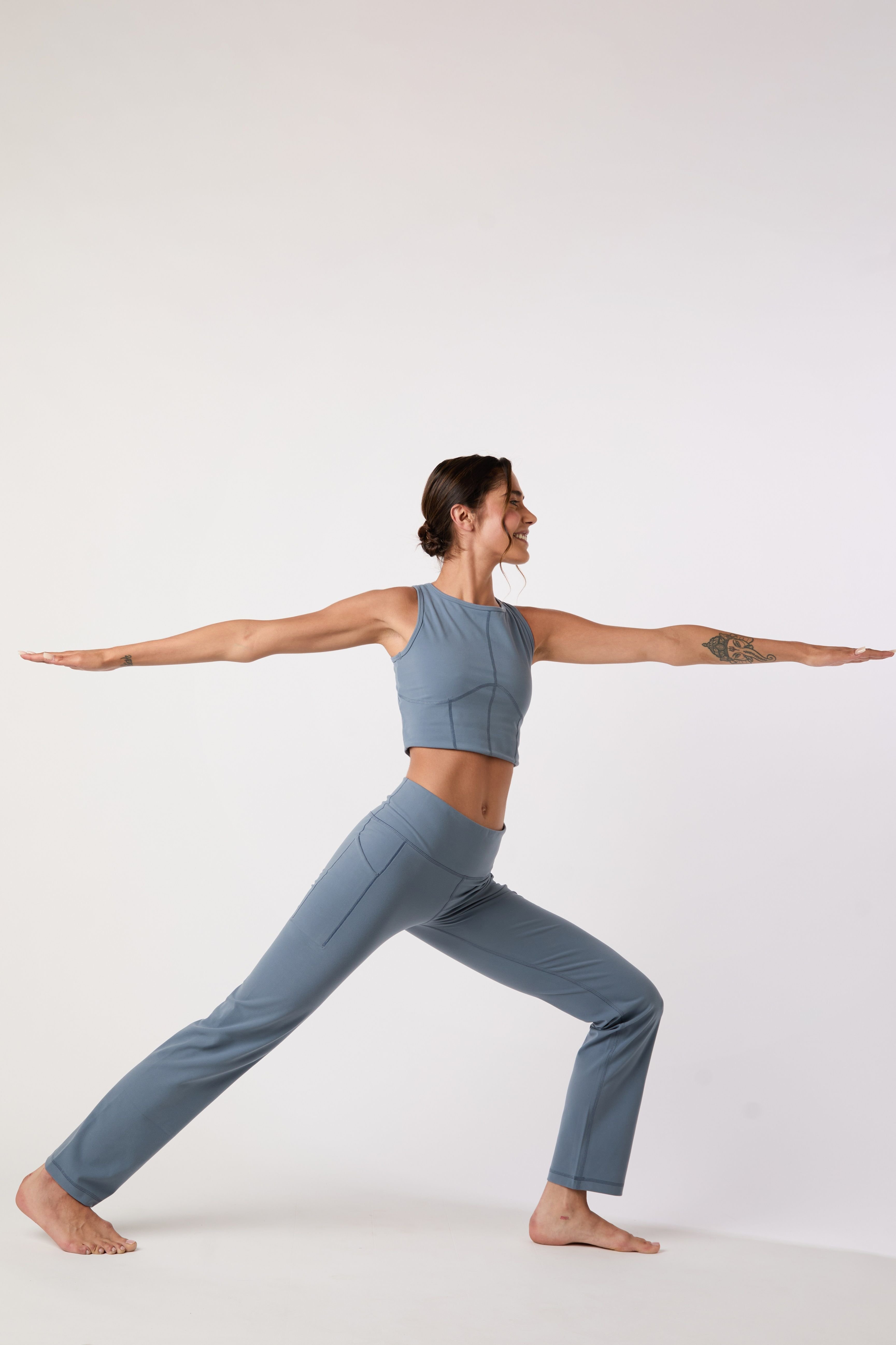 Asquith London Asquith London Women's The Feel Good Live fast pant in Light Blue - 2