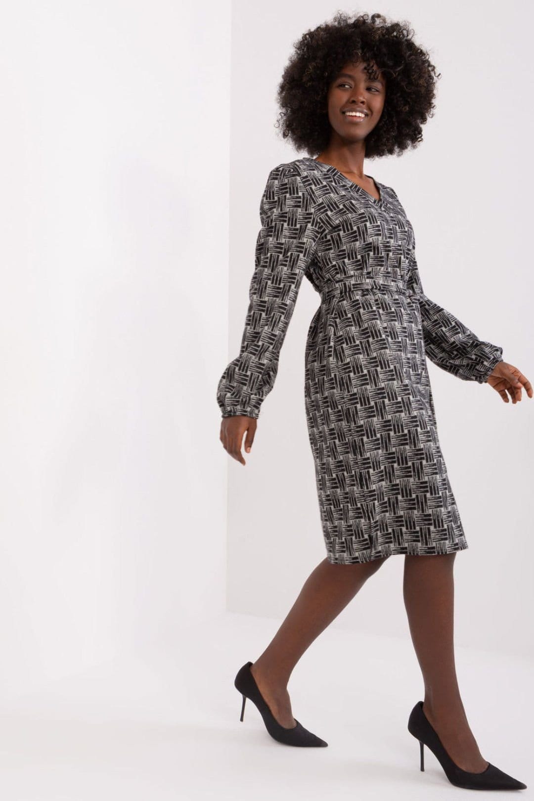 Love Lace Black Geometric Heart Neck Dress