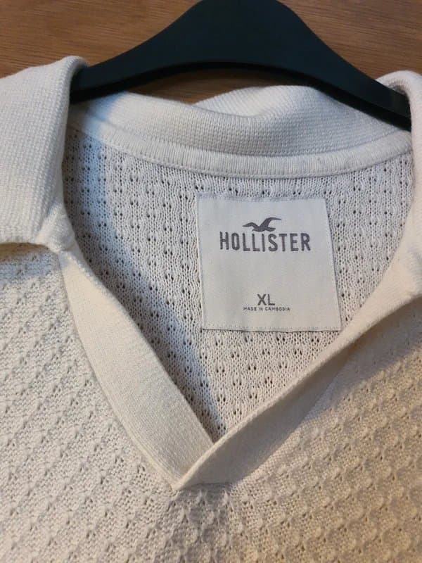 Hollister Men's White Hollister Knit Tshirt size XL