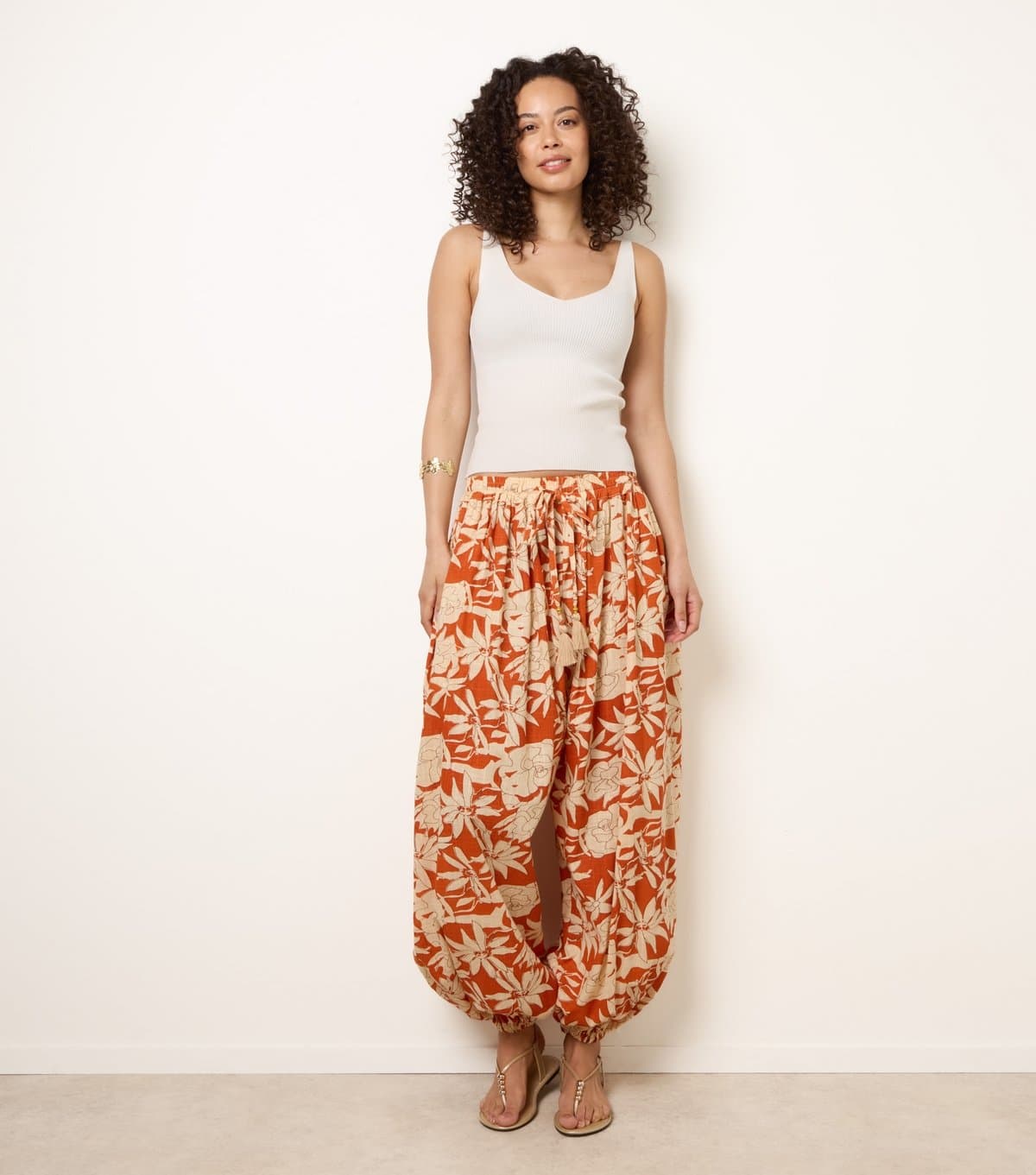 Blue Vanilla Women's Orange Floral Print Balloon Pants Blue Vanilla New Look
