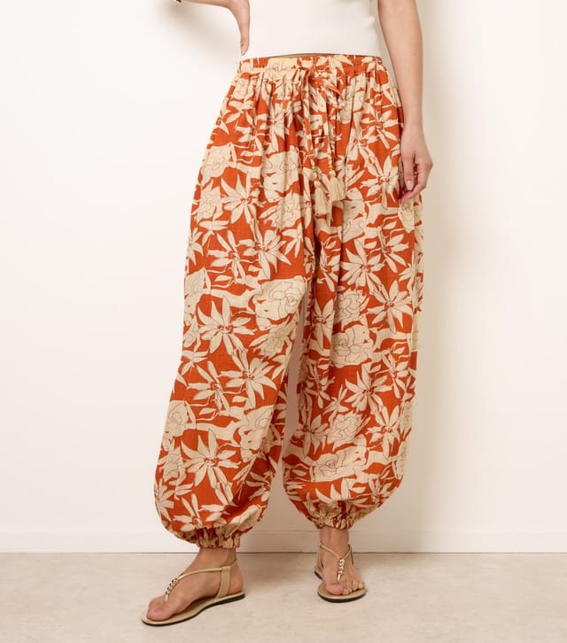 Blue Vanilla Women's Orange Floral Print Balloon Pants Blue Vanilla New Look - 2