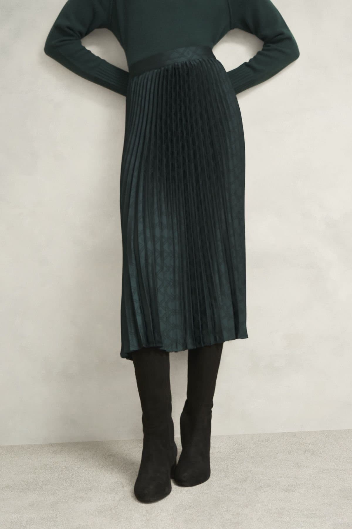 Hobbs London Hobbs London Bottle Green Pleated Skirt