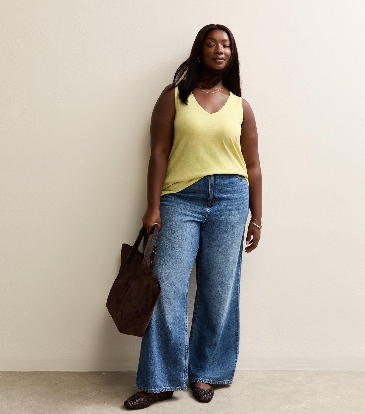 New Look Women's Plus Size Light Green Relaxed V-Neck Vest Curves New Look - 4