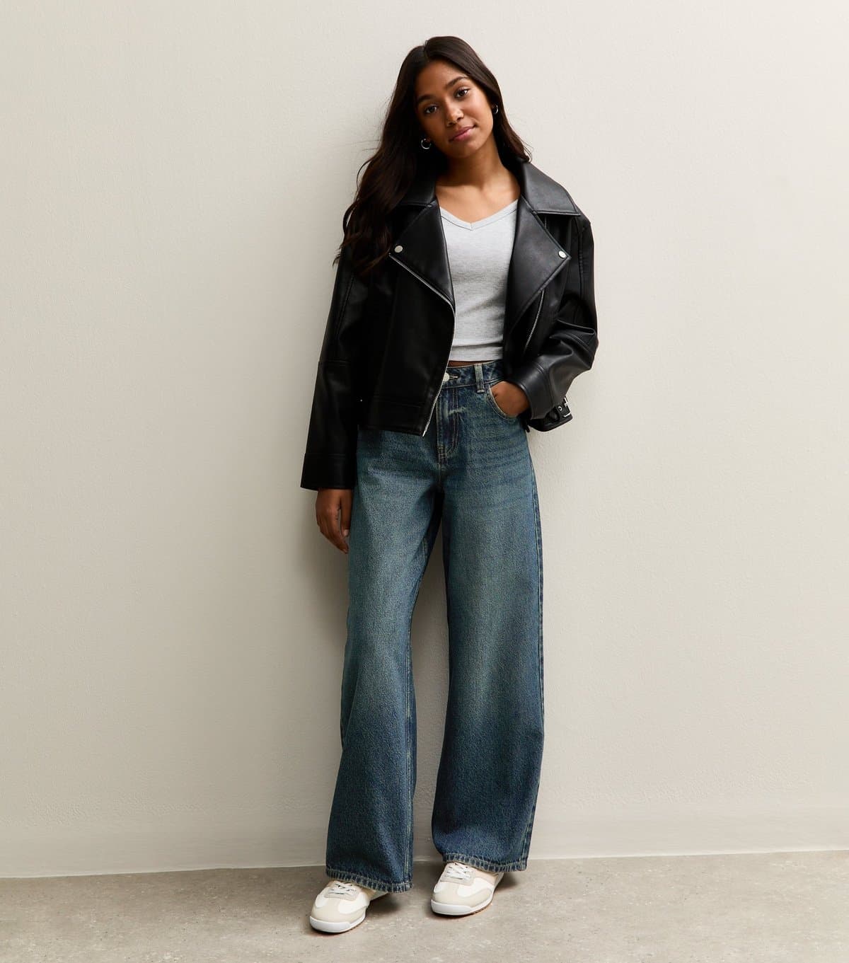 New Look Girls' Mid Blue Wide Leg  SkaterJeans New Look