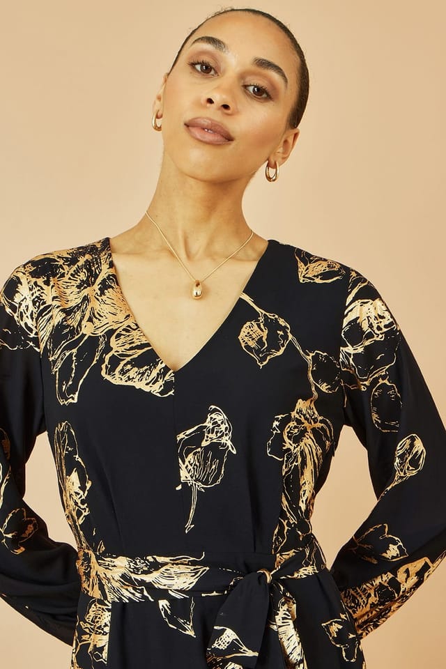 Yumi Yumi Women's Black Foil Rose Print Midi Dress - 2