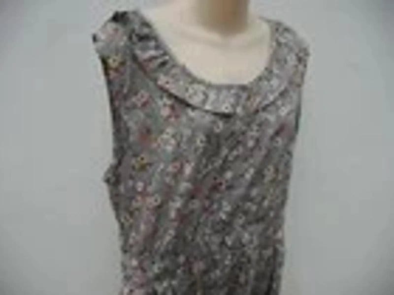 New Look Floral Playsuit in Grey and Multi
