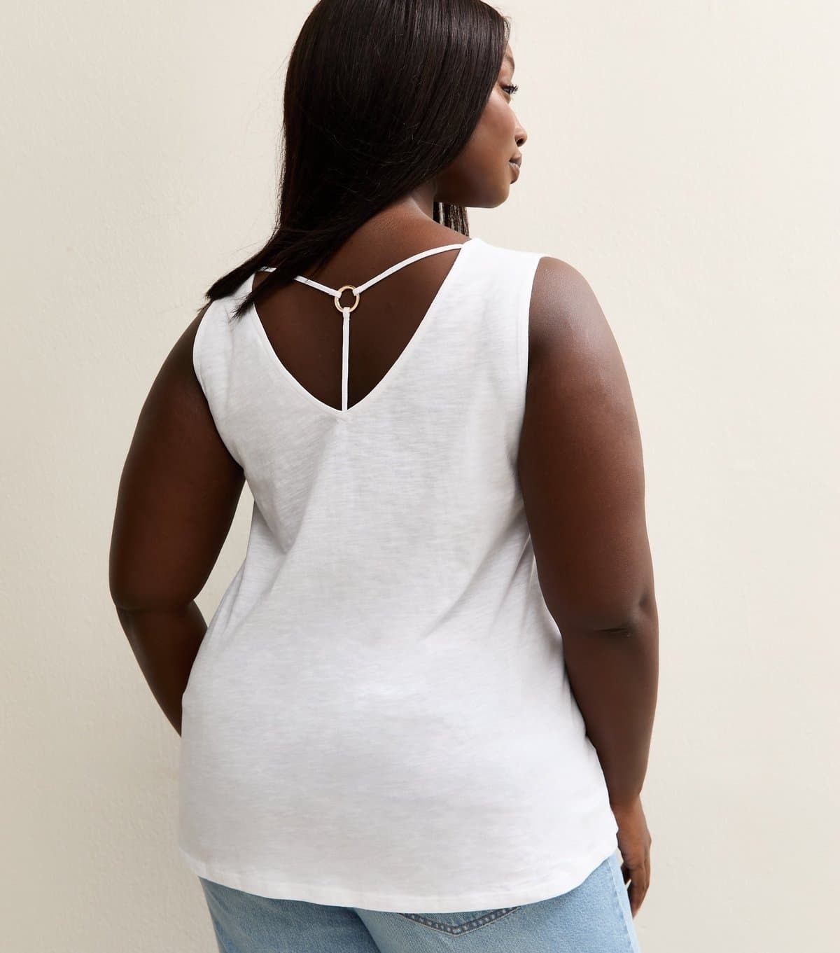 New Look Women's Plus Size White Relaxed V-Neck Vest Curves New Look