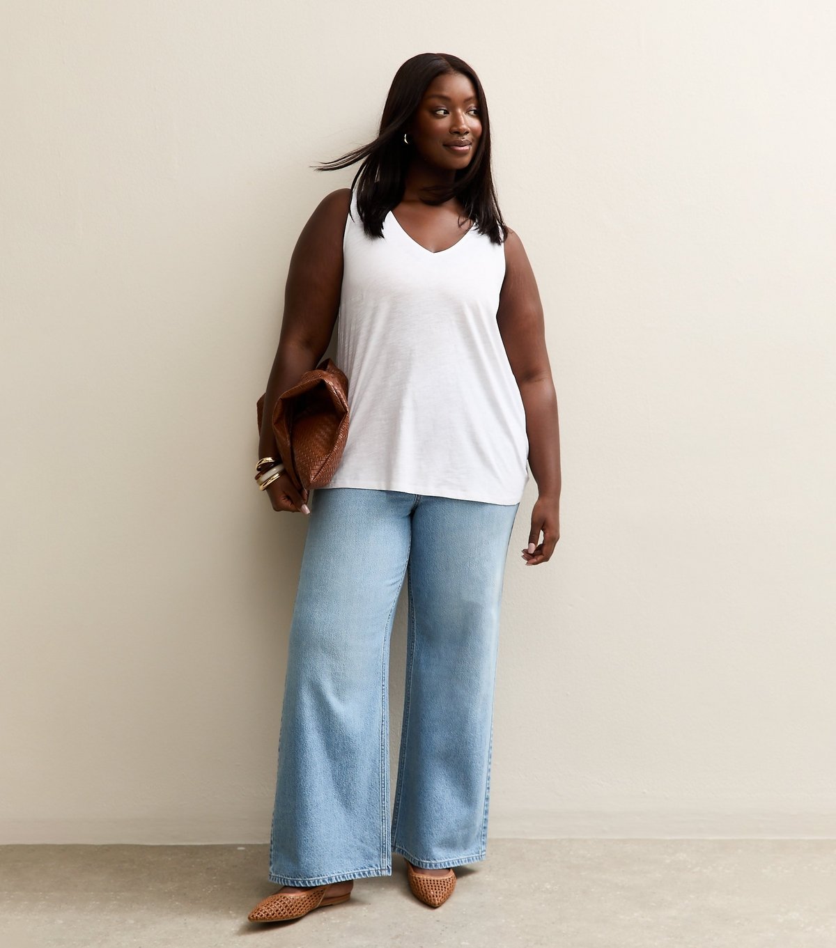 New Look Women's Plus Size White Relaxed V-Neck Vest Curves New Look - 4