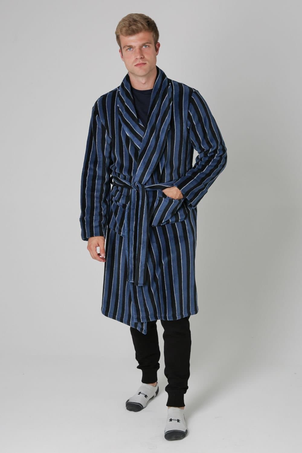 Tokyo Laundry Tokyo Laundry Men's Plush Dressing Gown in Navy