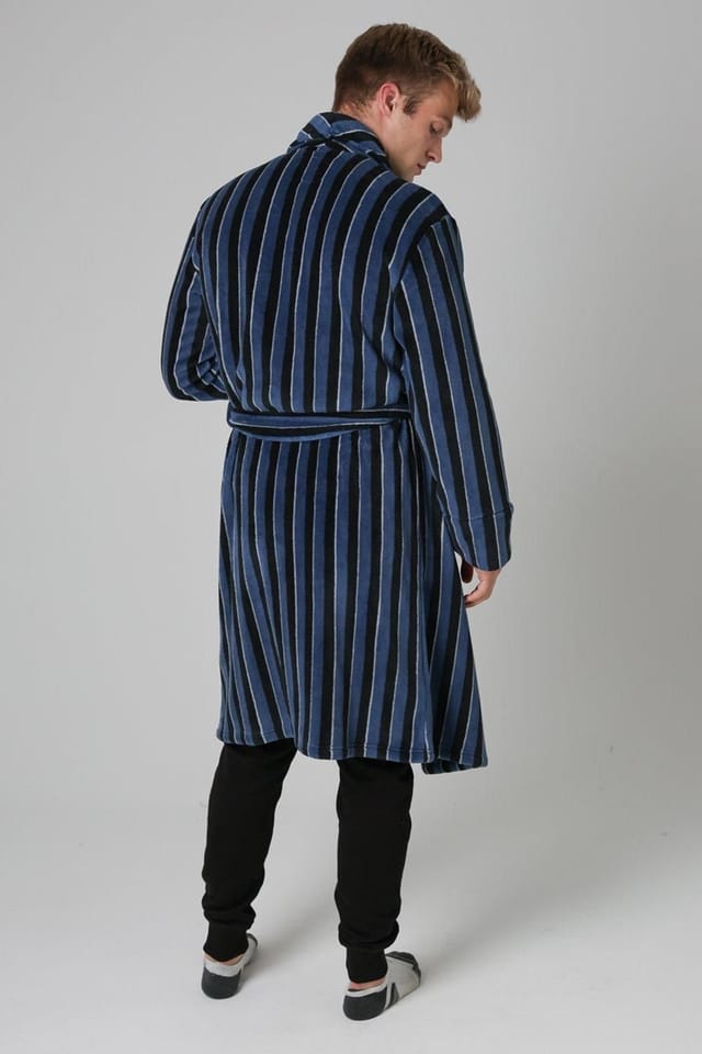Tokyo Laundry Tokyo Laundry Men's Plush Dressing Gown in Navy - 2