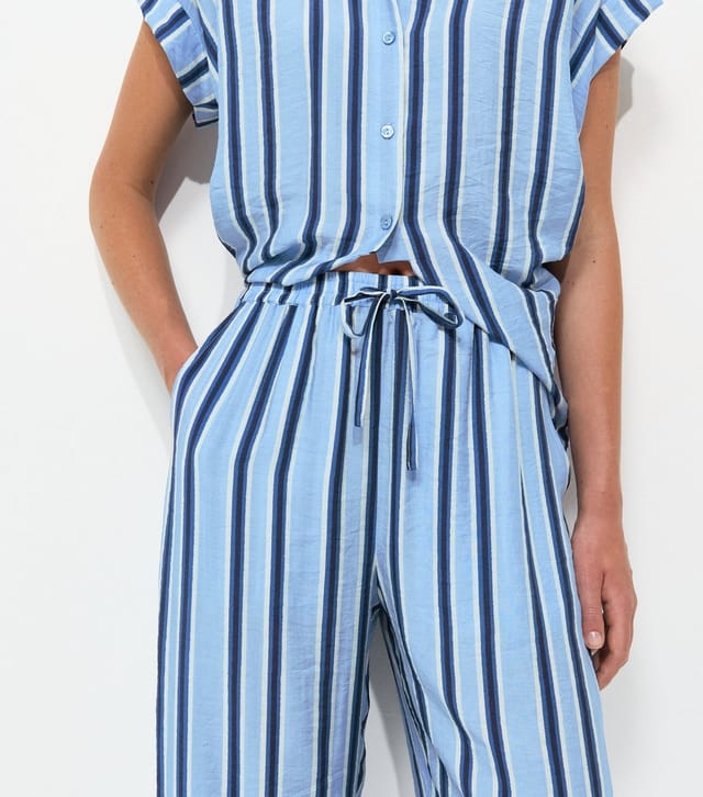 New Look Women's Blue Striped Tapered Trousers New Look - 2