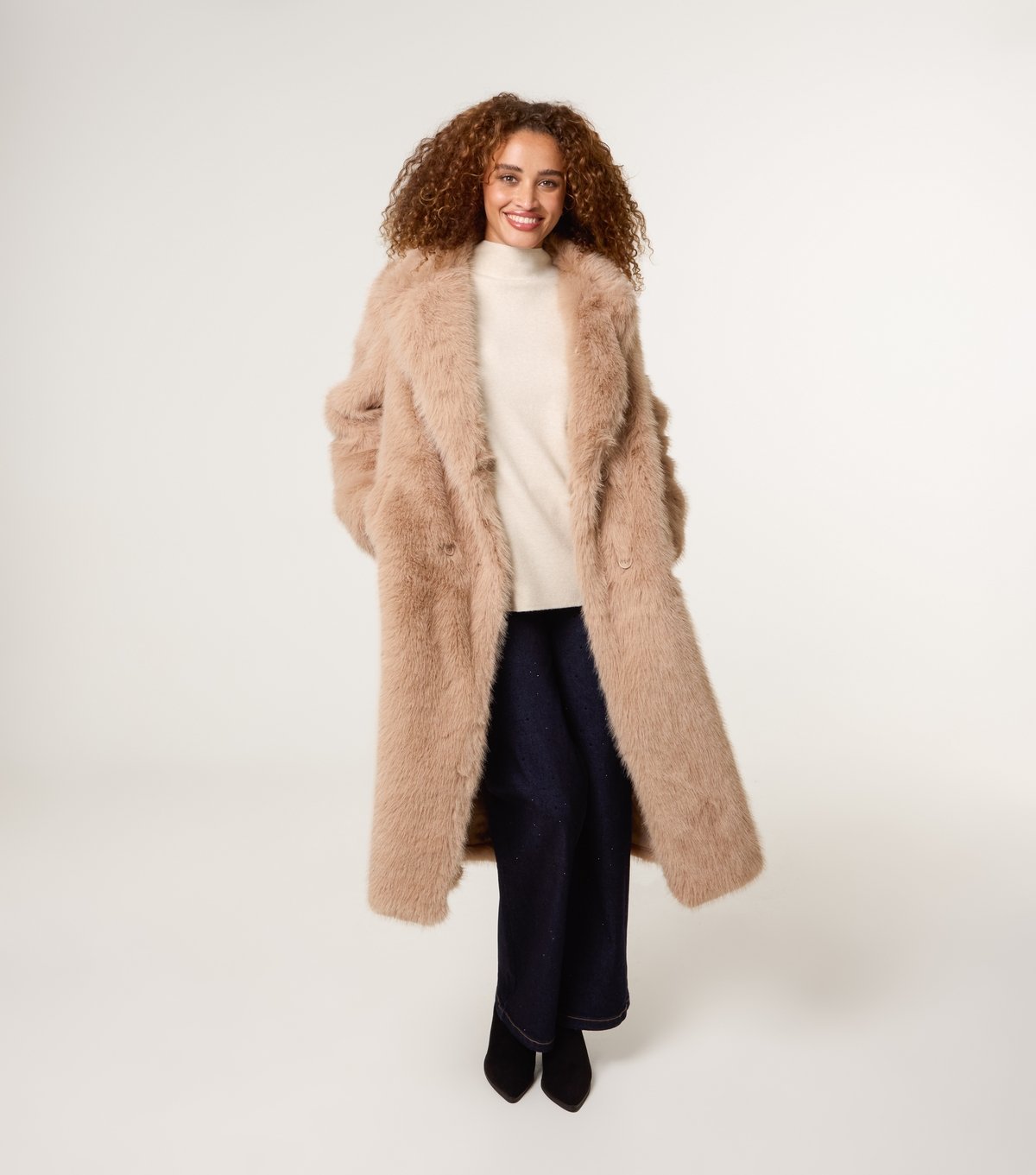 Blue Vanilla Women's Brown Long Fluffy Coat Blue Vanilla New Look - 3