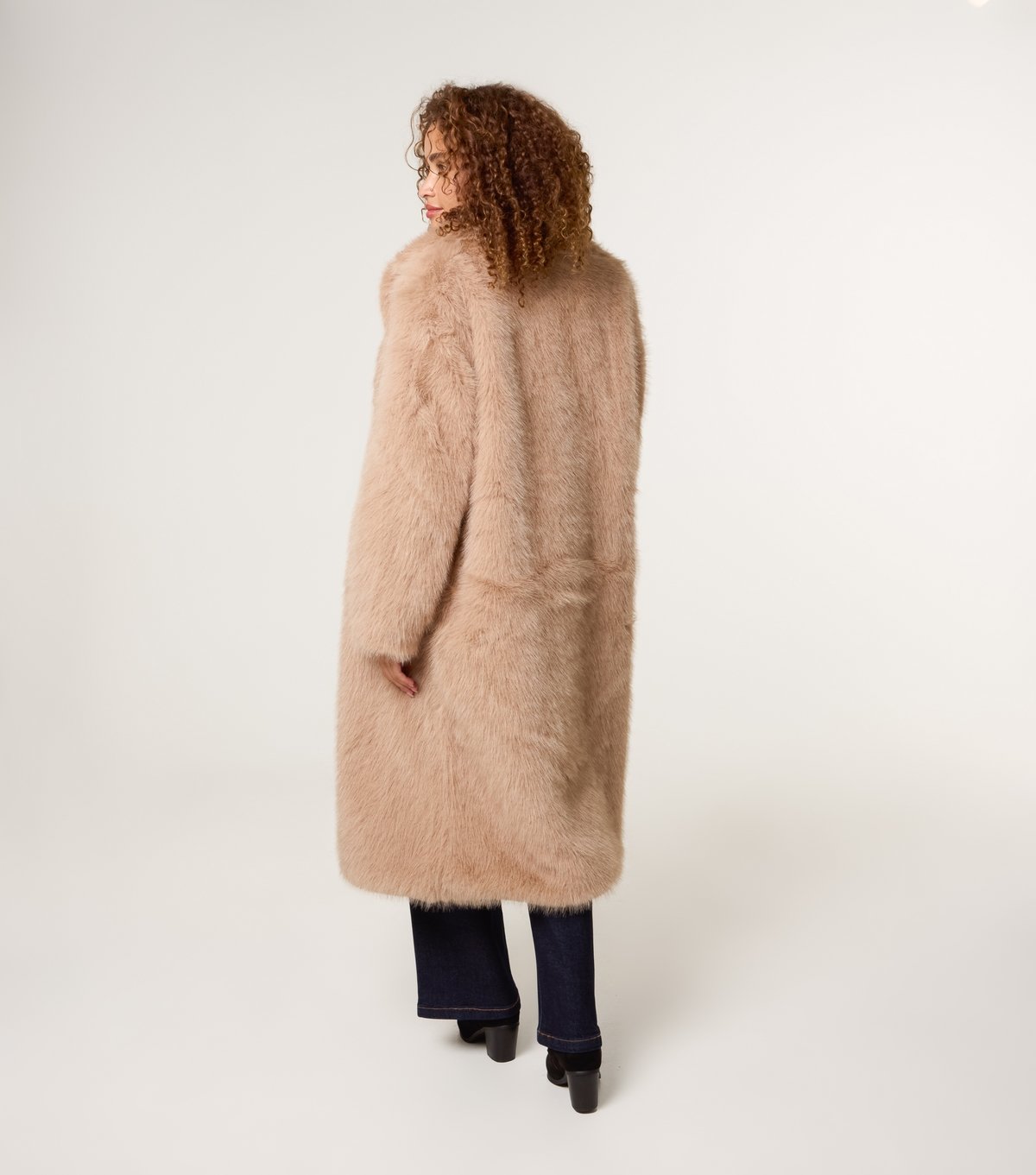 Blue Vanilla Women's Brown Long Fluffy Coat Blue Vanilla New Look - 4