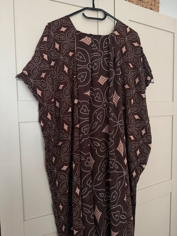 Baati House Brown Abstract Kaftan Dress & Chiffon Scarf Set