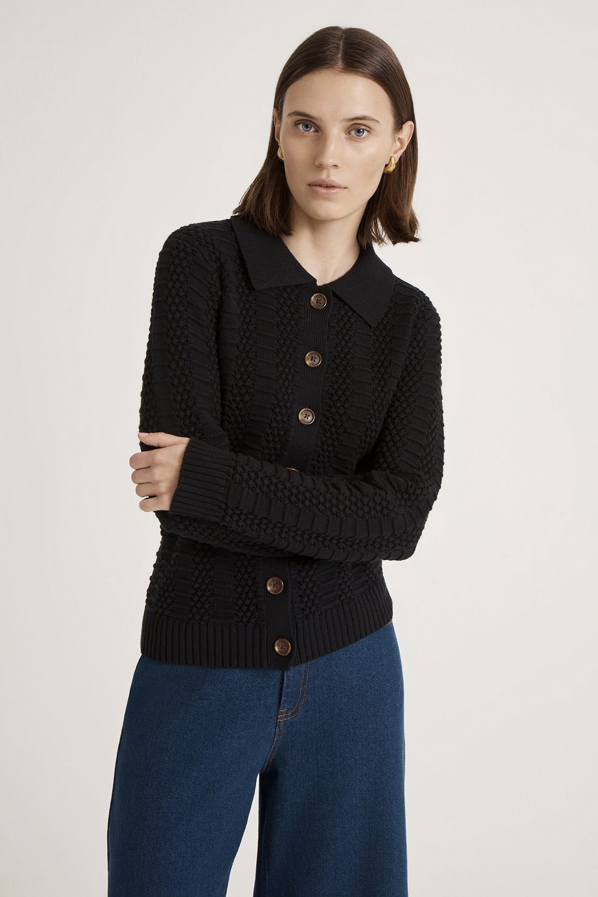 Finery London Finery London Women's Emlyn Cotton Knitted Collared Cardigan in Black - 4