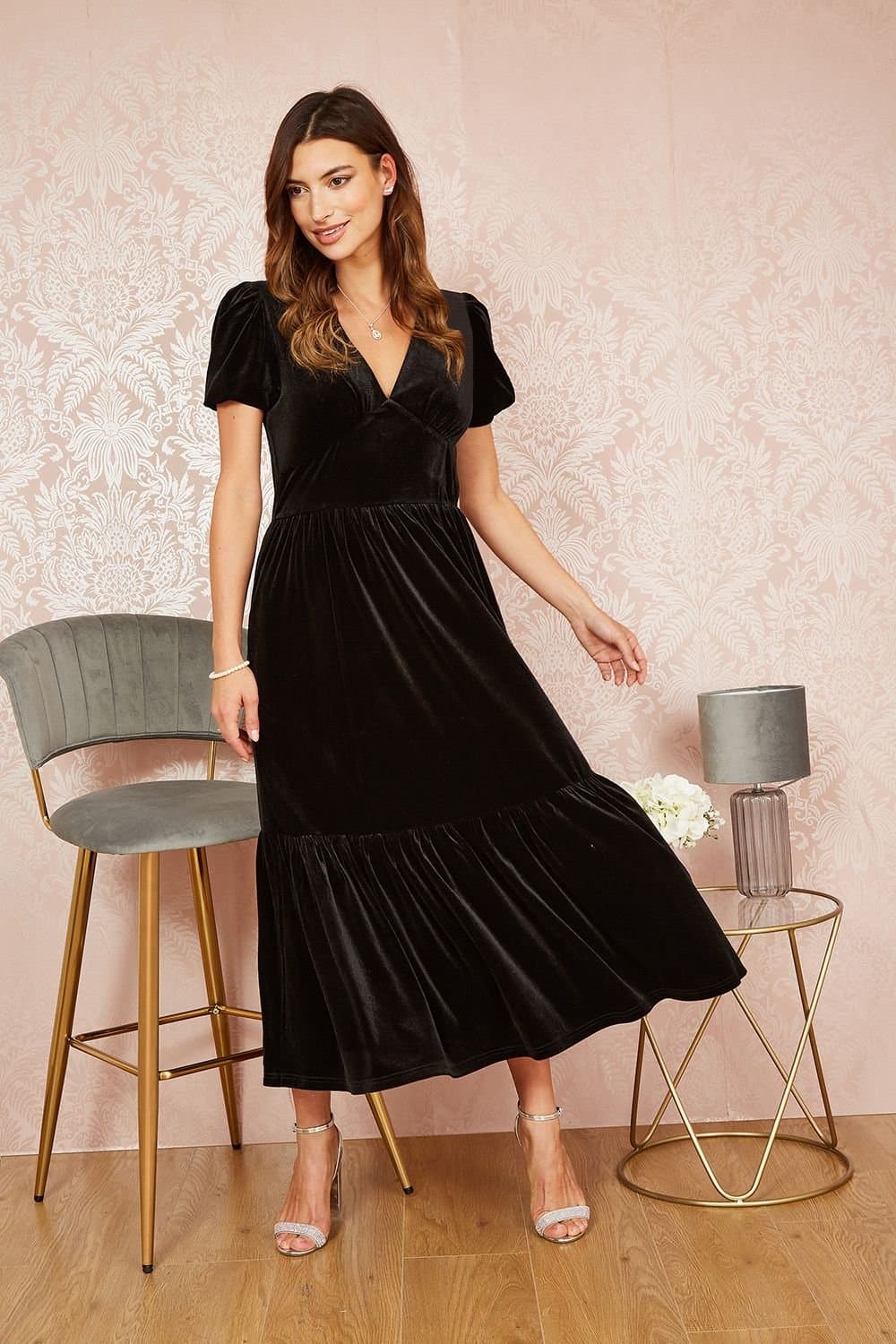 Yumi Yumi Black Velvet Midi Dress