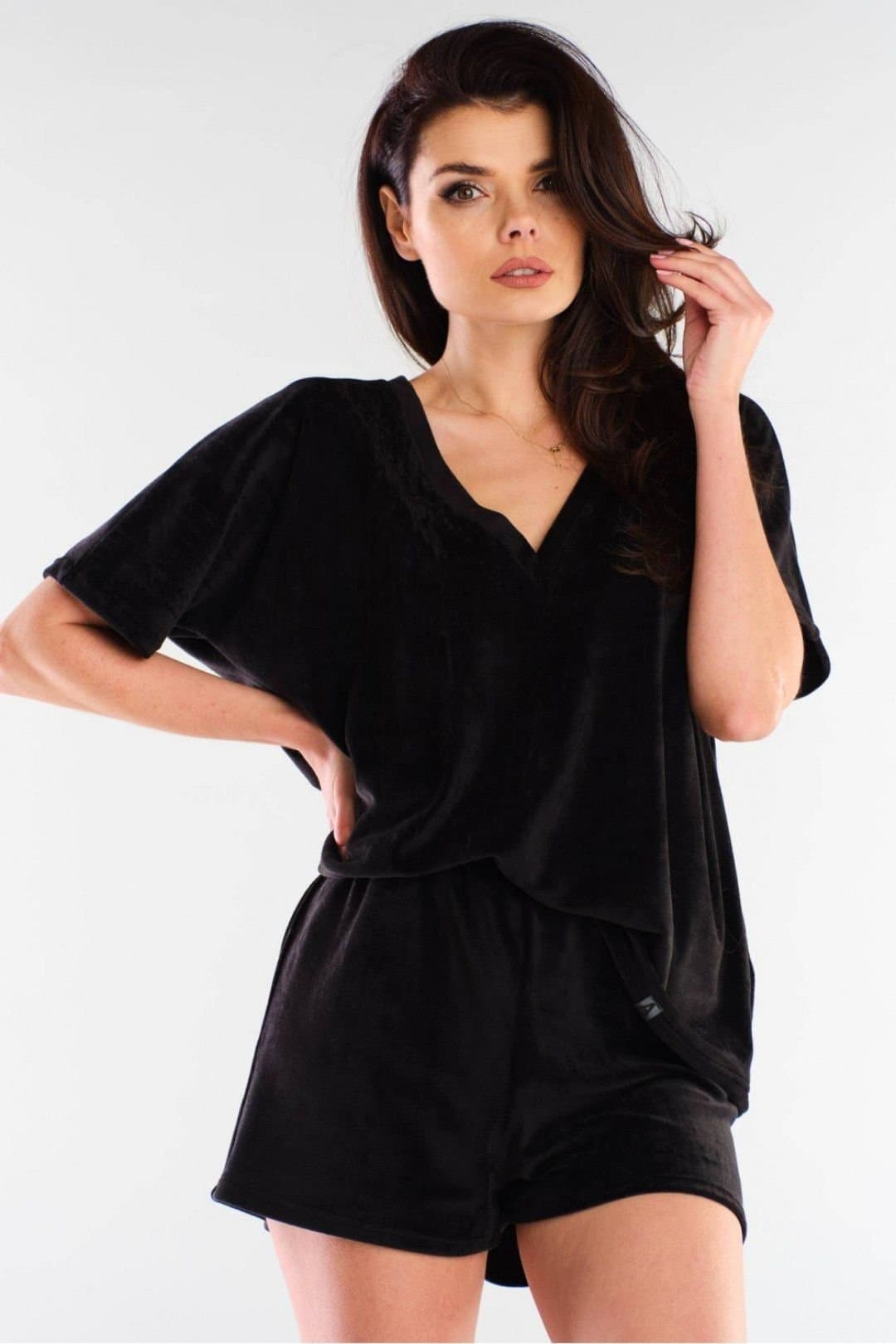 Love Lace Love Lace Women's No Crease Velour Loose Fit Shorts in Black