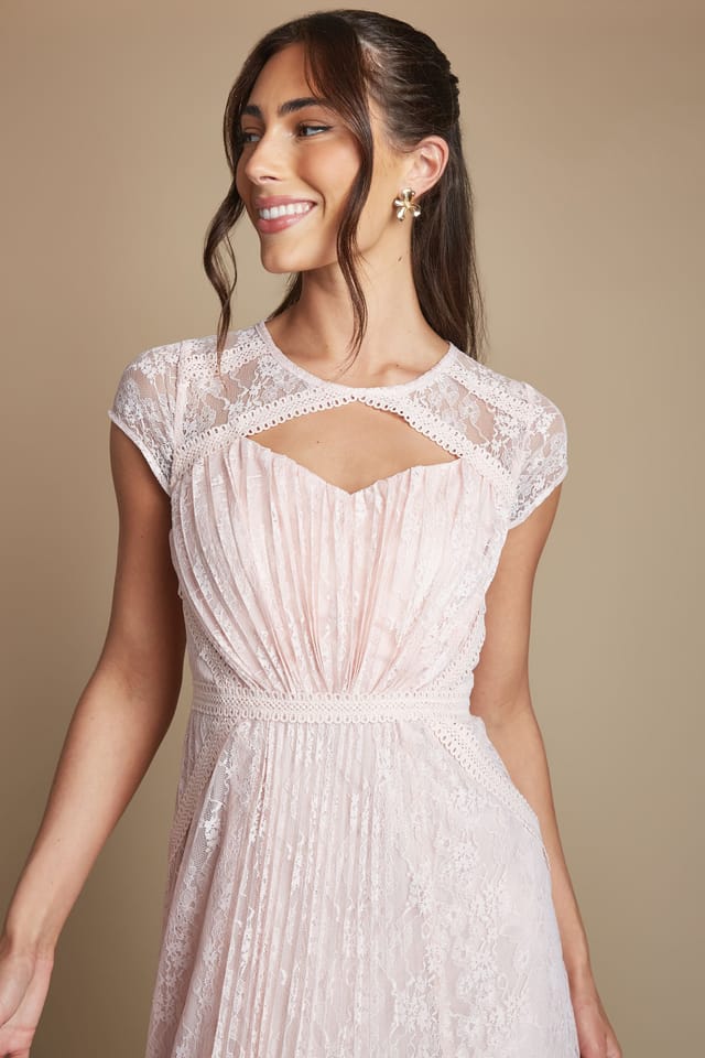 Coast Coast Women's Lightweight Corded Lace Panelled Bridesmaid Dress in Blush - 2