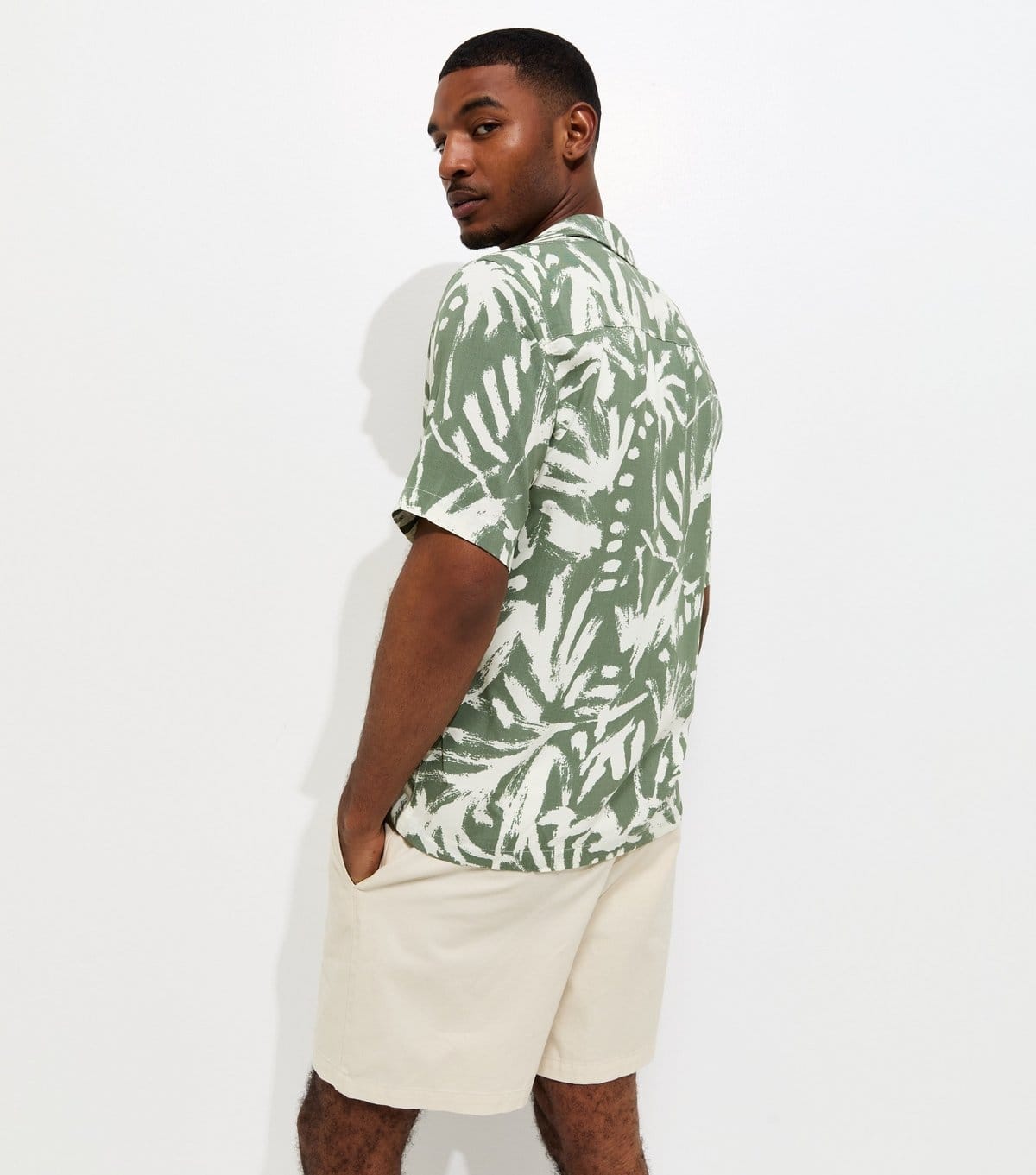 Only and Sons Men's Light Khaki Abstract Print Shirt Only and Sons New Look - 4