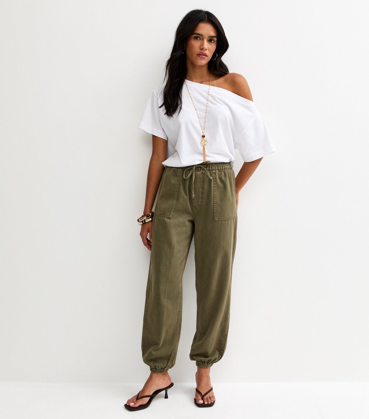 New Look Women's Dark Khaki Cotton Tapered Cargo Trousers New Look - 1