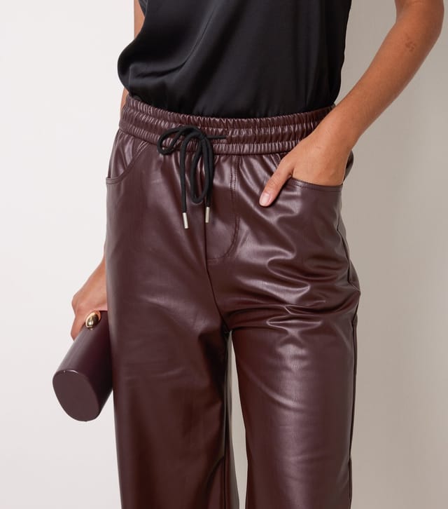 Blue Vanilla Women's Dark Brown Faux Leather Wide Leg Trousers Blue Vanilla New Look - 3