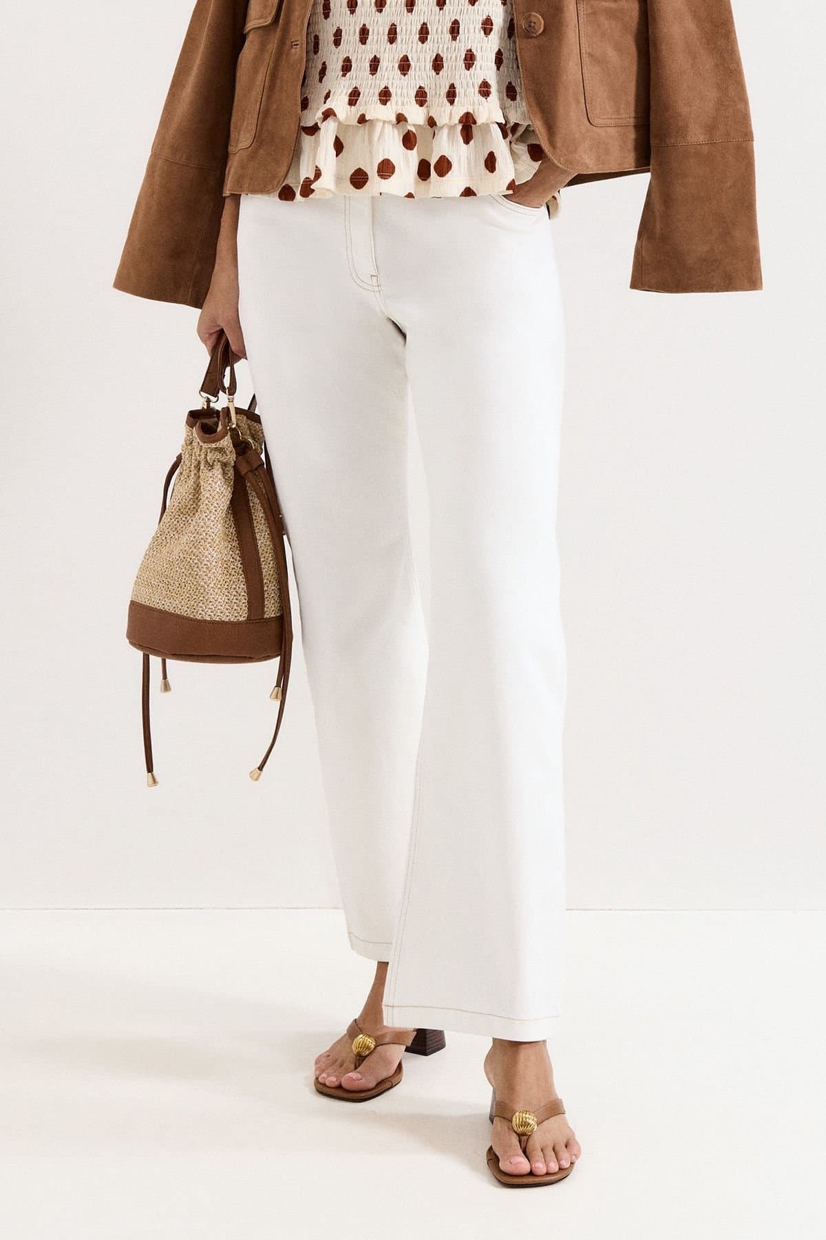 Phase Eight Phase Eight Women's Olivia Bootcut Jean in Off-White