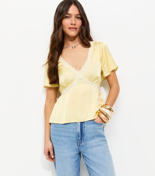 New Look Women's Petite Yellow Lace Trimmed Flutter Sleeve Satin Top New Look - 2