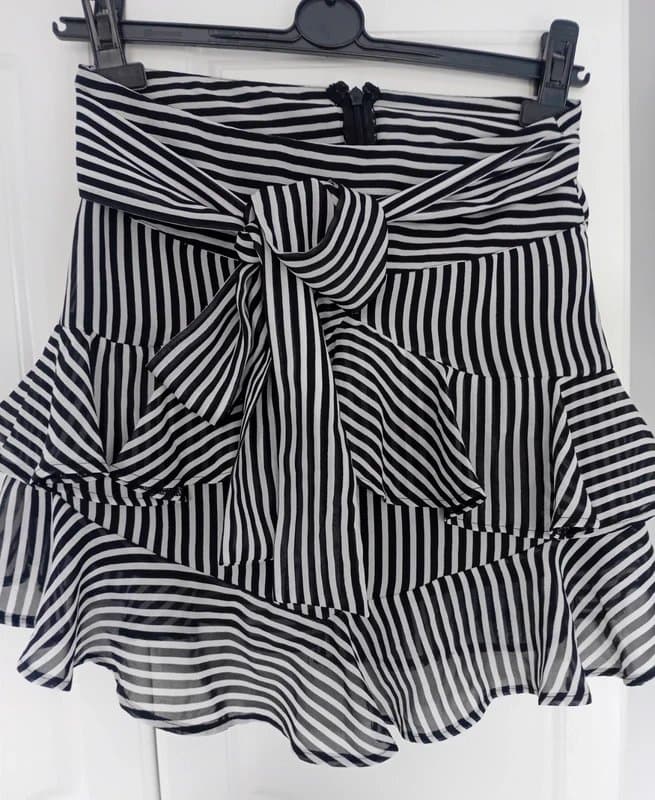 Topshop Black and White Chiffon Skirt Topshop 8
