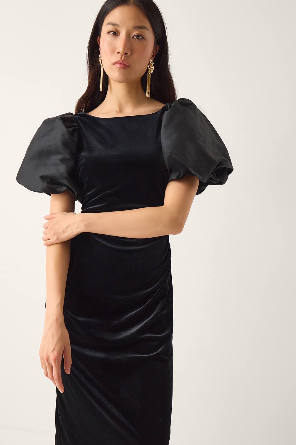 Monsoon Monsoon Women's Sadie Puff Sleeve Velvet Midi Dress Black - 4