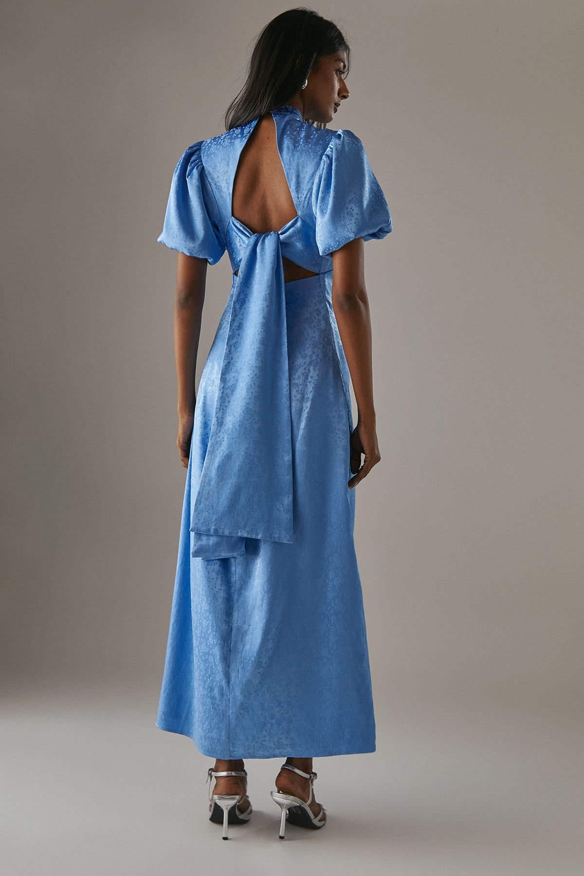 Warehouse Warehouse Women's Rose Satin Jacquard Puff Sleeve Tie Back Midi Dress in Blue - 4