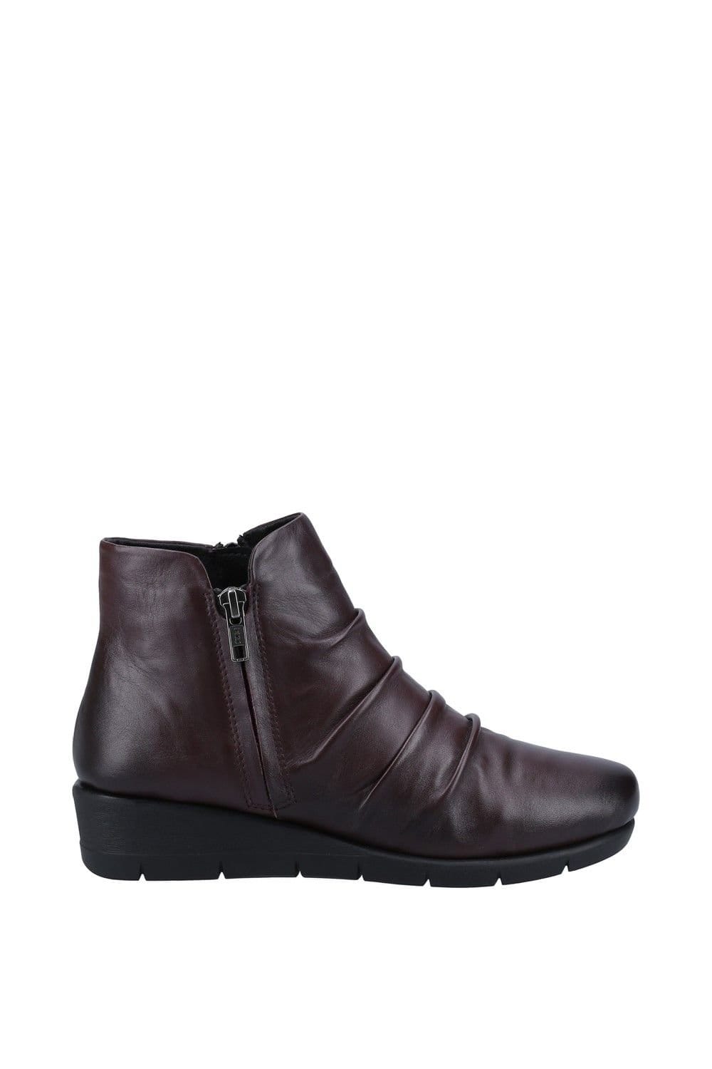 Fleet & Foster Fleet & Foster Women's Plockton Ankle Boot in Wine - 4