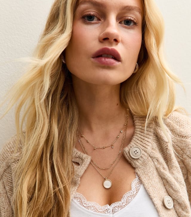 New Look Gold-Tone 3 Layer Multi Chain Faux Semi Precious Pendant Necklace New Look - 2