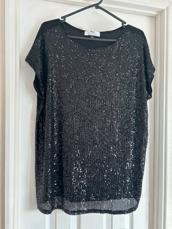 Dorothy Perkins Black Sequined Top