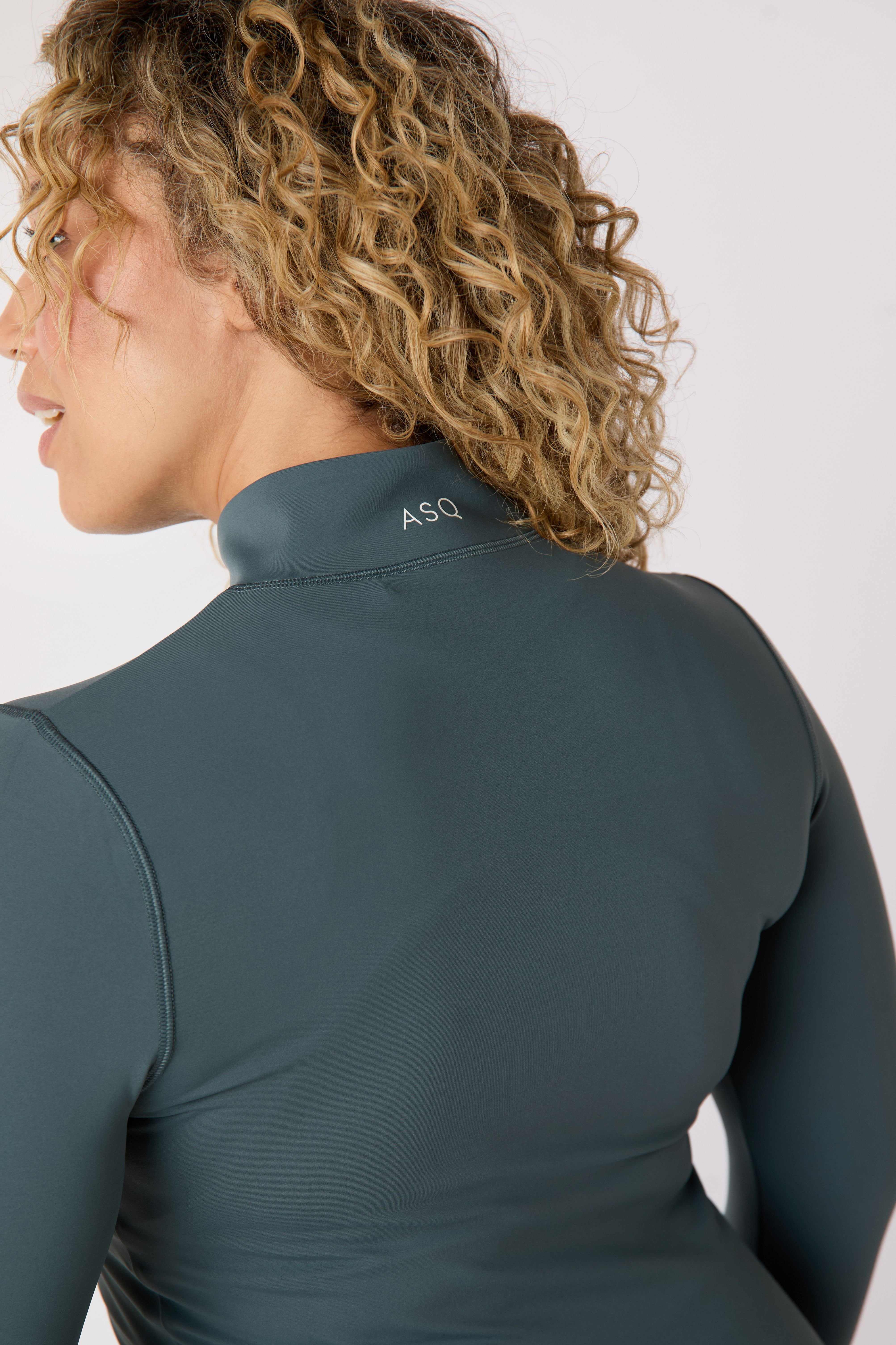 Asquith London Asquith London Women's ASQ Zip Thru Jacket in Stone - 4