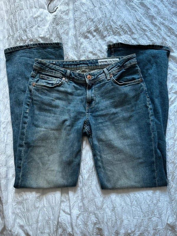 Bershka Low rise flared jeans