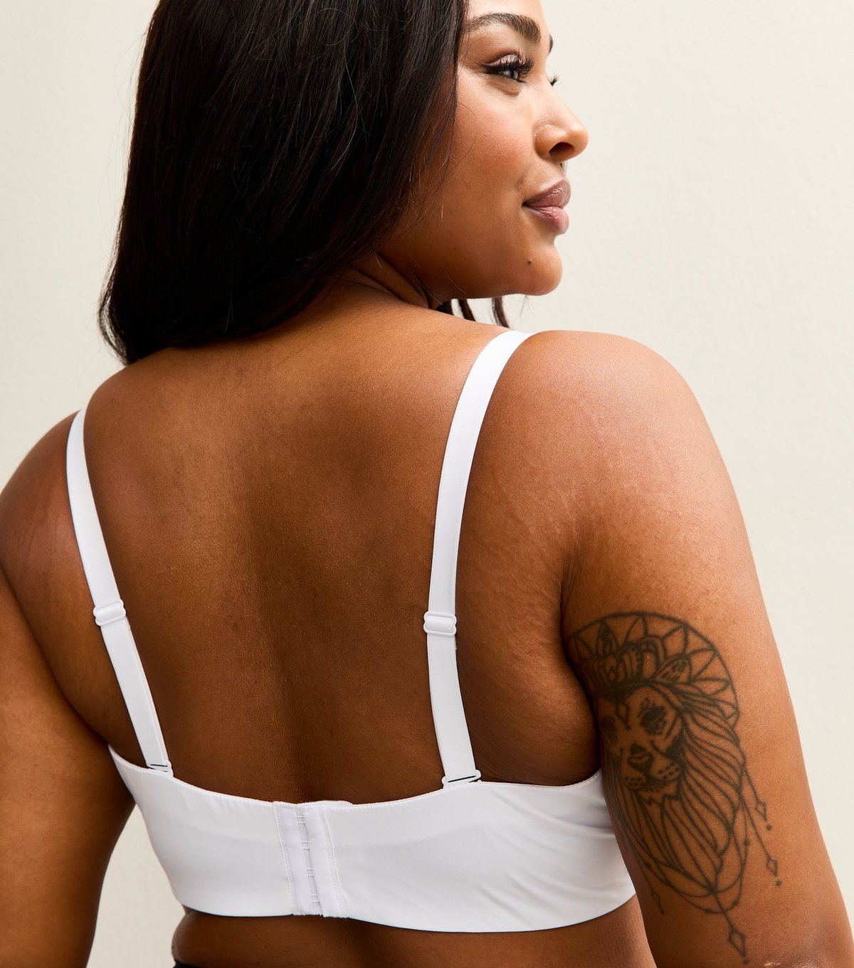 New Look Women's Plus Size White Microfibre Multiway Strapless Bra Curves New Look - 4