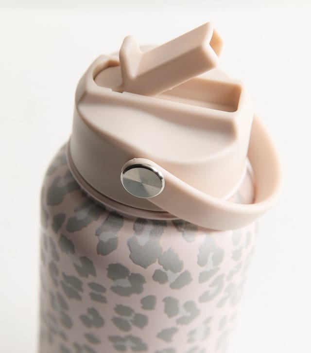 New Look Cream Leopard Print Metal Water Bottle with Handle New Look - 2