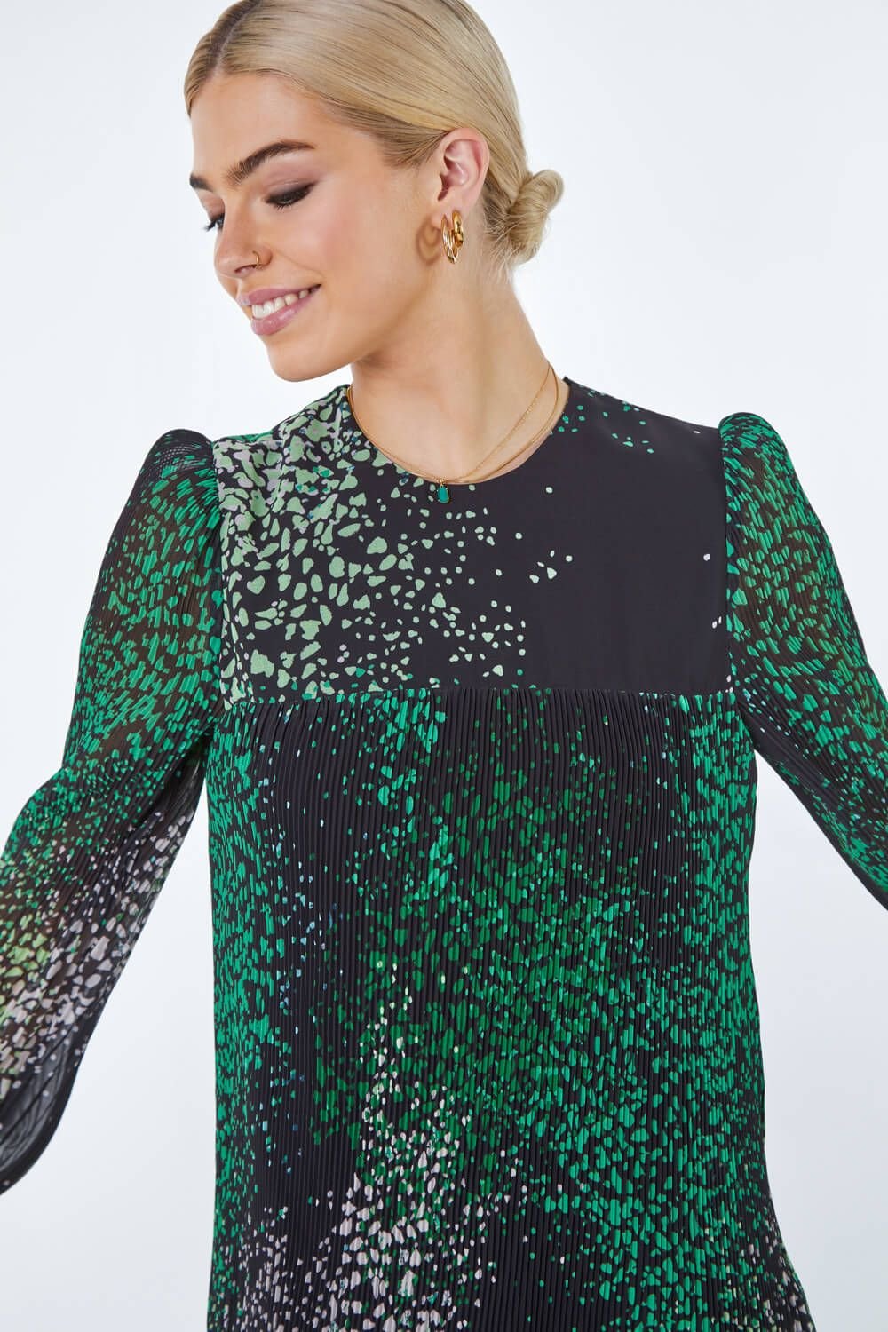 Dusk Dusk Women's Pebble Print Chiffon Plisse Swing Dress in Green - 4