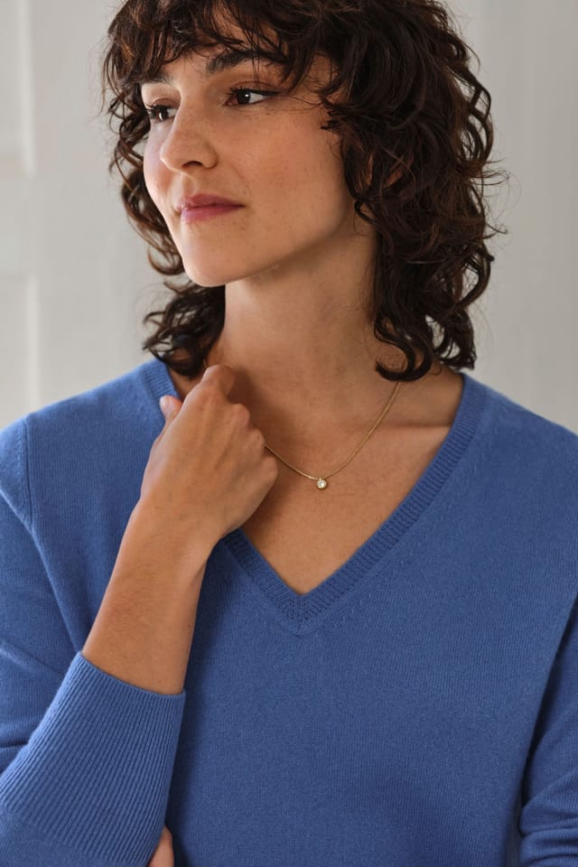 Pure Collection Pure Collection Women's Cashmere V Neck Sweater in Mid Blue - 2