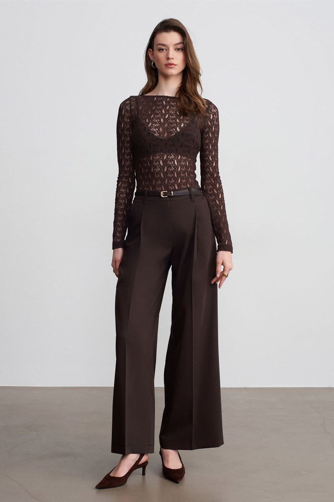 Dilvin Women's High-waist Wide-leg Crepe Trousers in Chocolate
