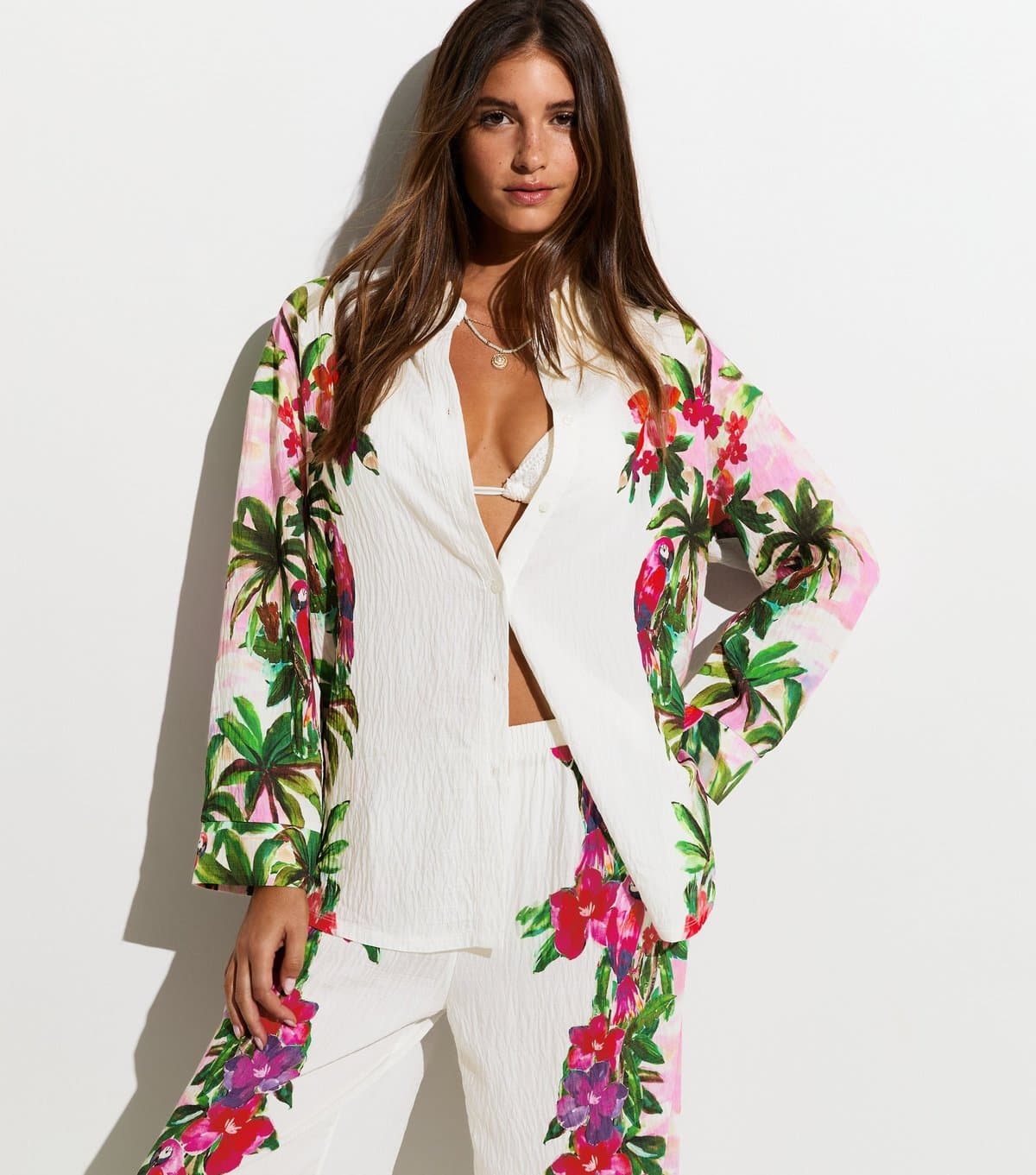 New Look New Look White Crinkle Texture Parrot Print Beach Shirt