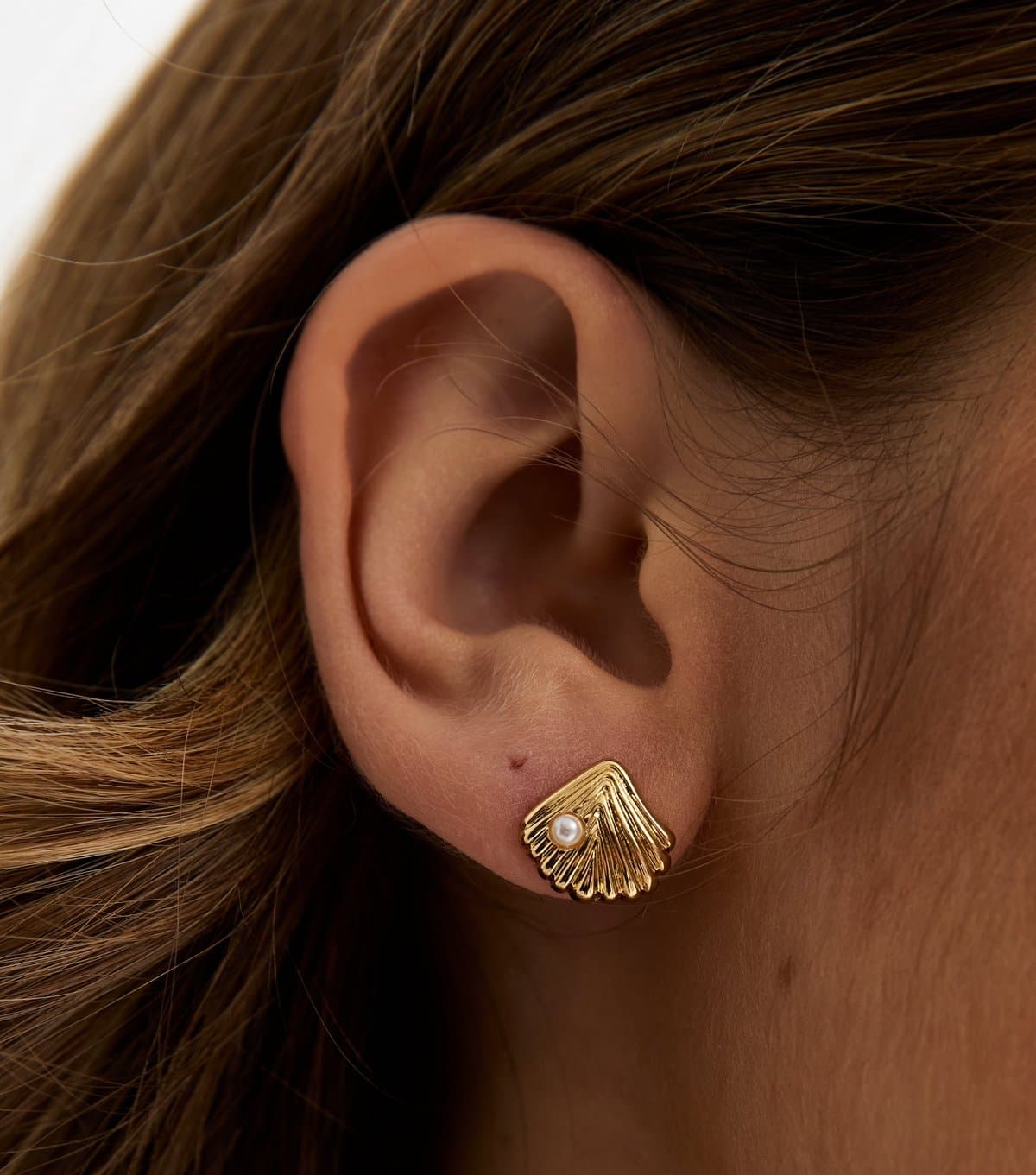 New Look New Look Gold Plated Shell Stud Earrings