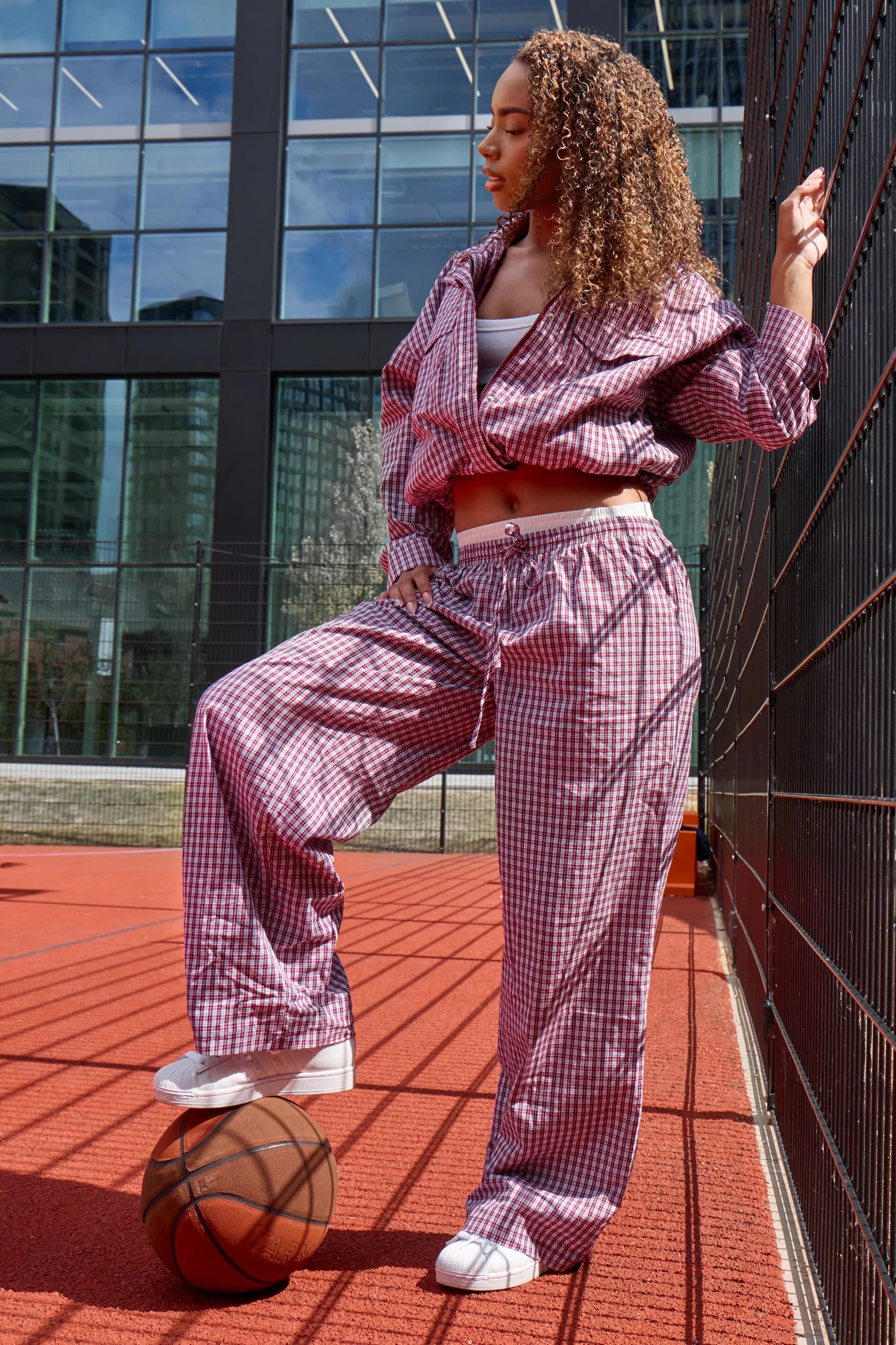 Kaiia Kaiia Woven Check Double Waistband Straight Leg Trousers Deep Red