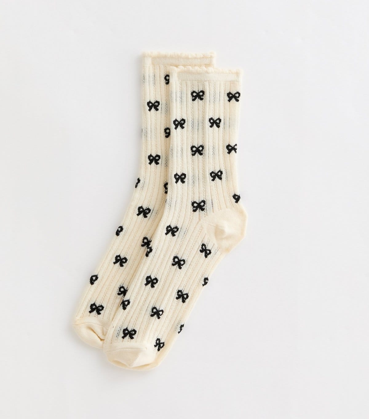 New Look Off White Bow Pattern Cotton Blend Socks New Look - 1